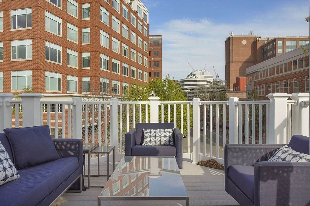 2 Market Street - Photo 1