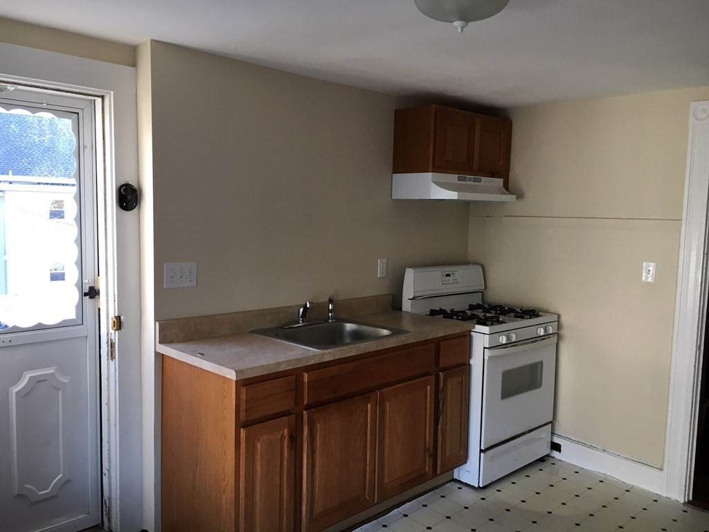 28 Pond Street - Photo 1