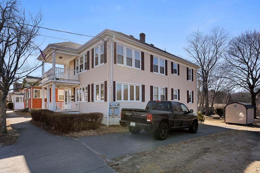 192 Jefferson - Photo 1