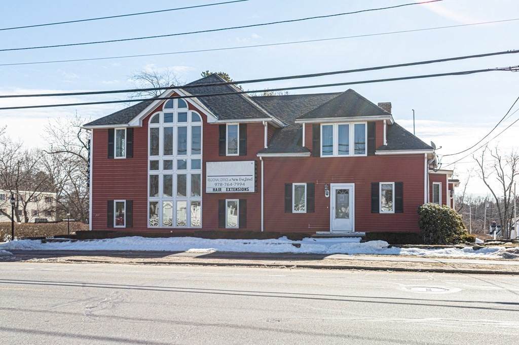 207 Chelmsford St - Photo 1