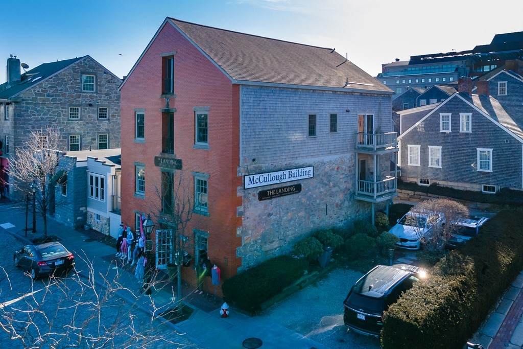 98 Front St - Photo 1