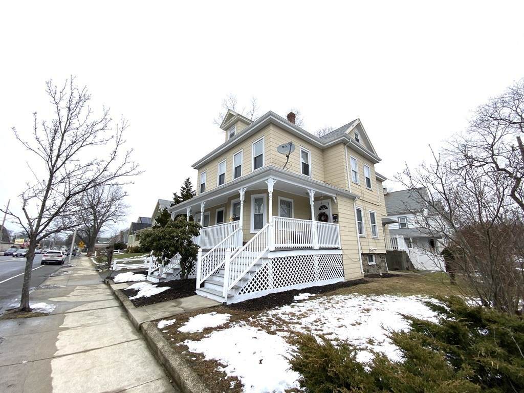 1119 Main St - Photo 1