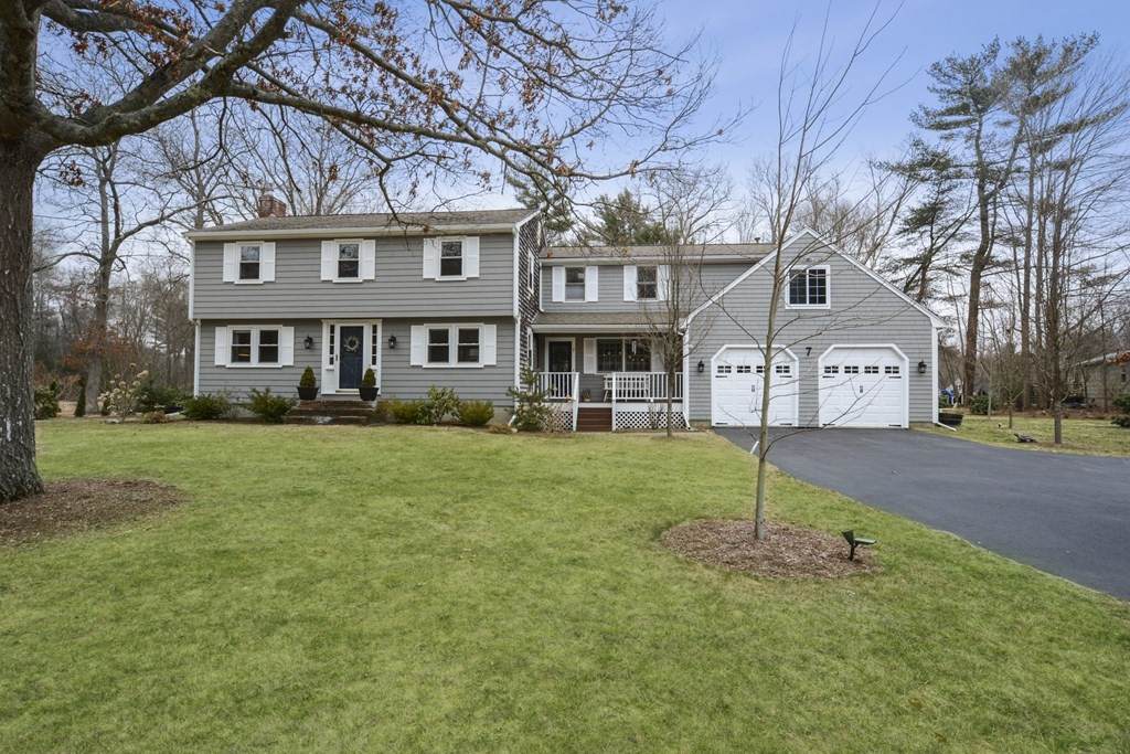 7 Andrew Dr - Photo 1