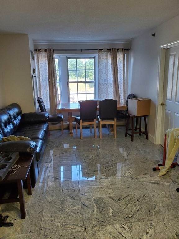 534 Beacon St - Photo 1