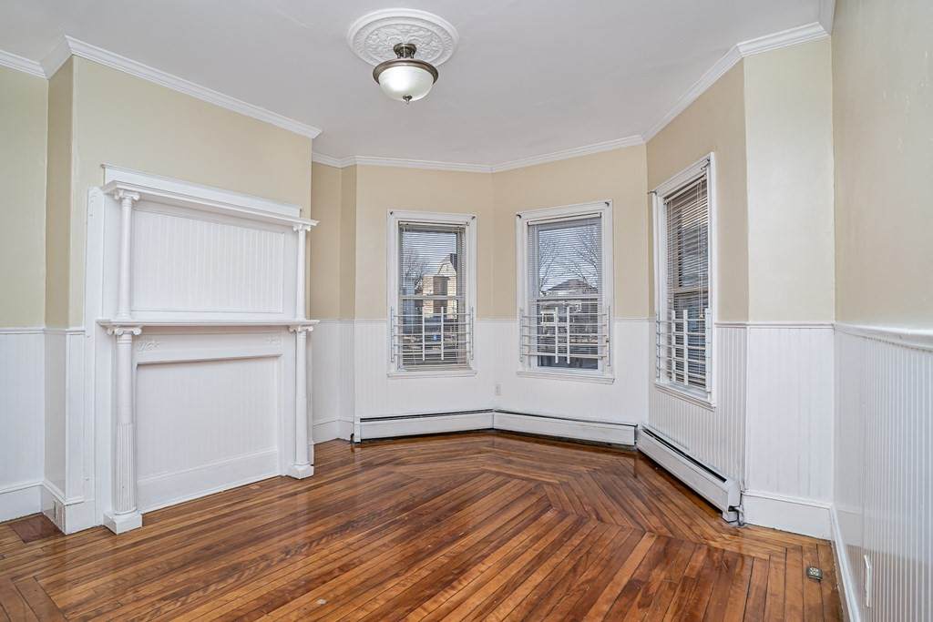 77 Savin St - Photo 1