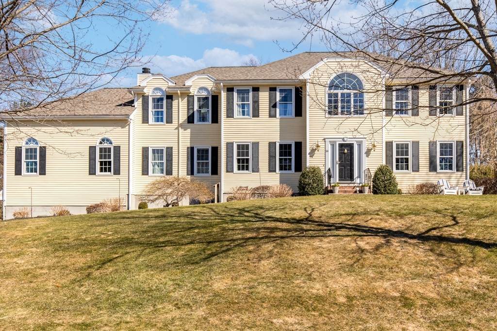 16 Avery Lane - Photo 1