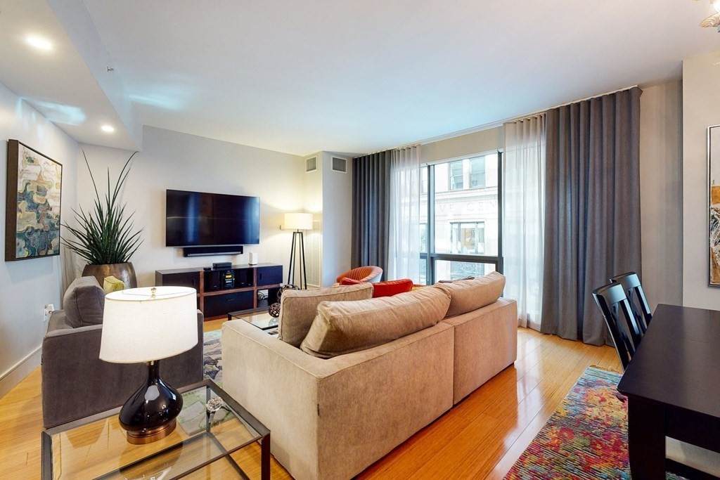 45 Province St - Photo 1