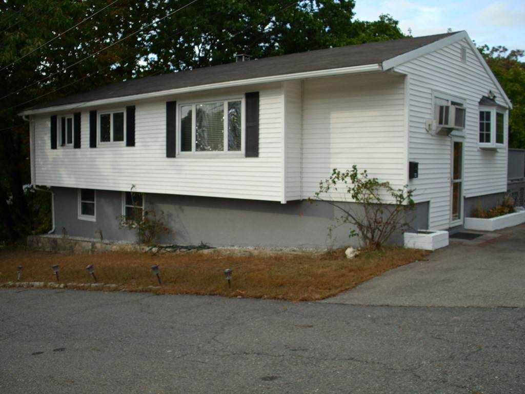 4 Stonehill Ter - Photo 1