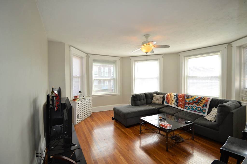 83 Glenville Ave - Photo 1