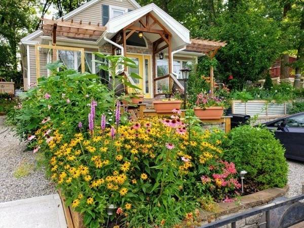 15 Marilyn Dr - Photo 1