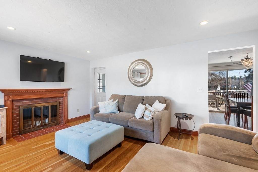 17 Bagnell Avenue - Photo 1
