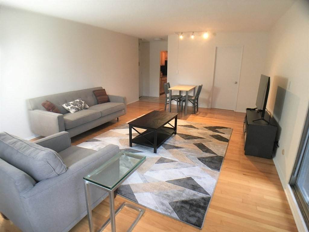 33 Pond Ave - Photo 1