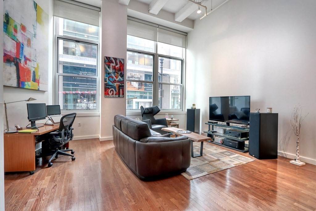 88 Kingston - Photo 1