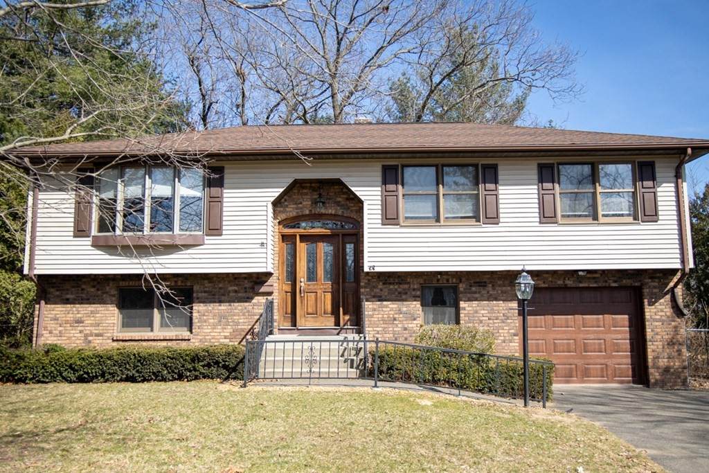 13 Pittroff Ave - Photo 1