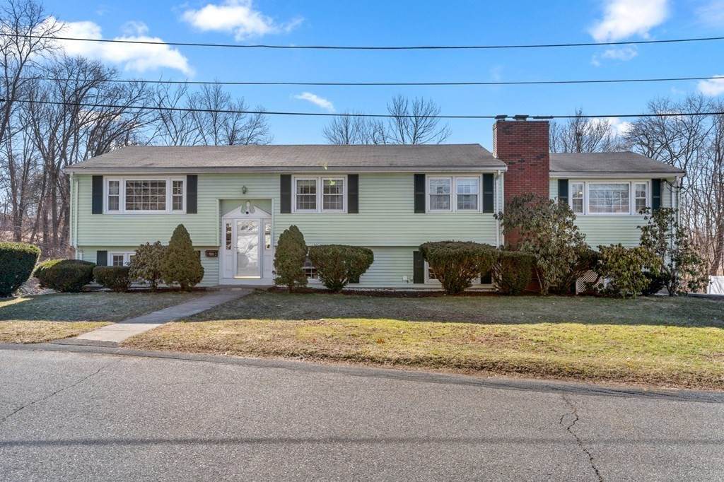 328 Sanders Ave - Photo 1