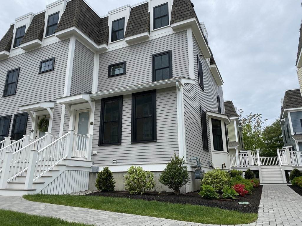 60 Harvard Ave - Photo 1