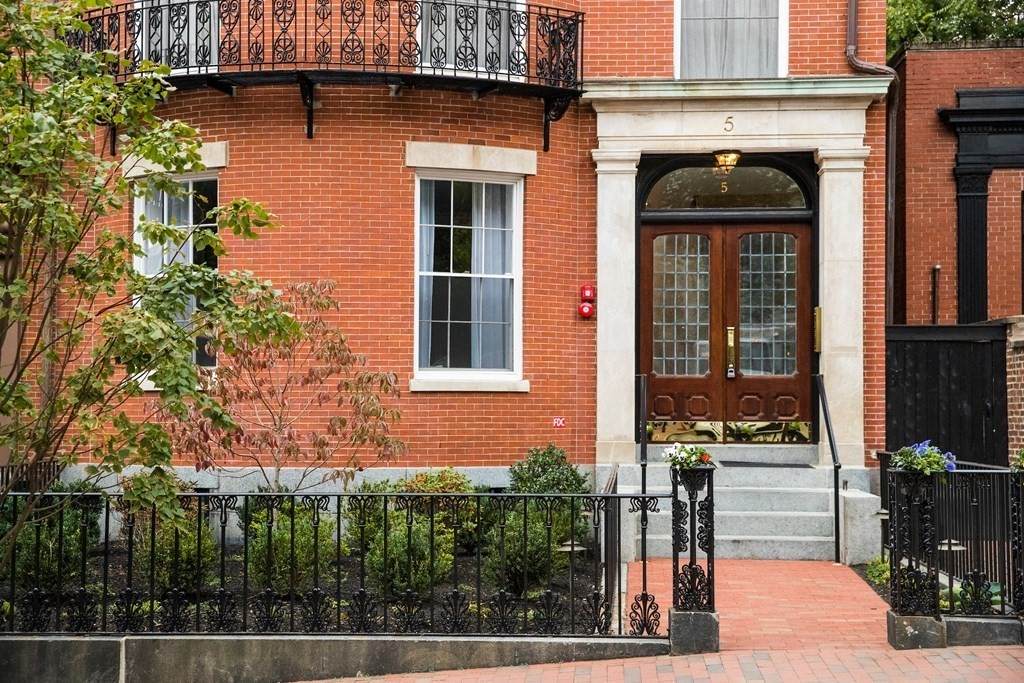 5 Joy Street - Photo 1