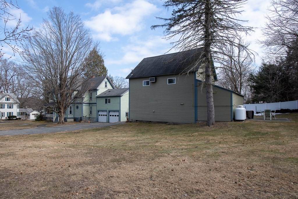 4 Spring St - Photo 1