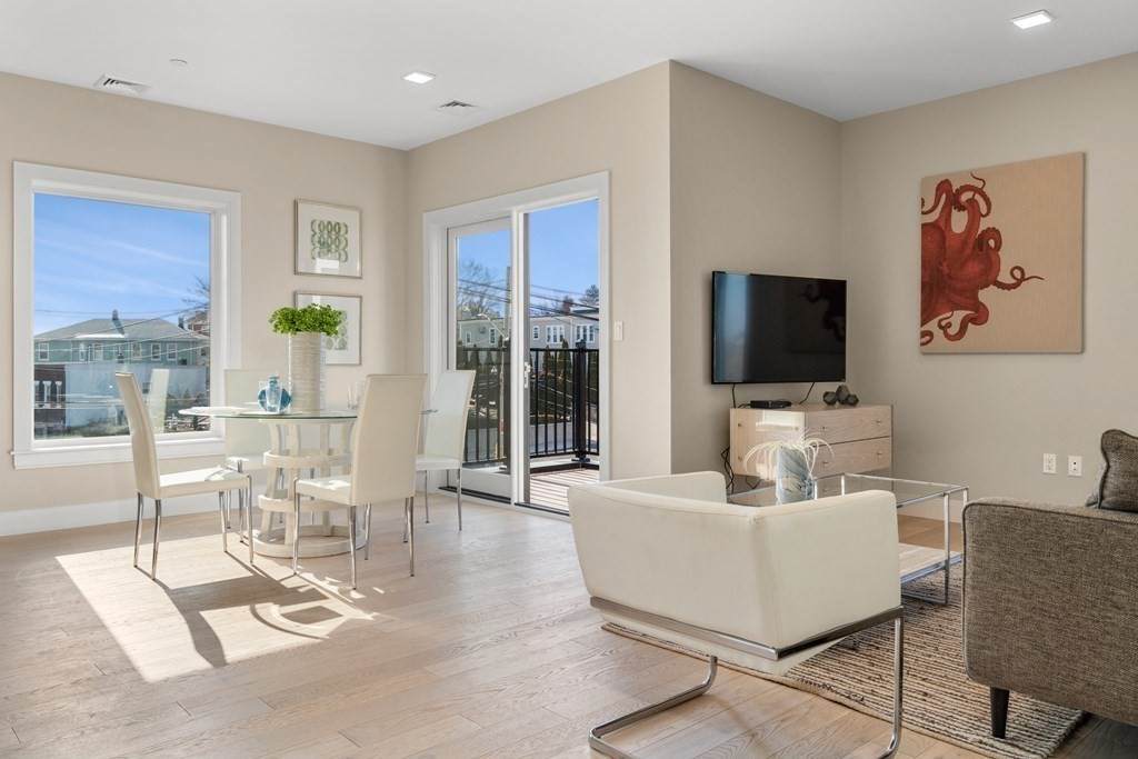 11 Walley Street - Photo 1