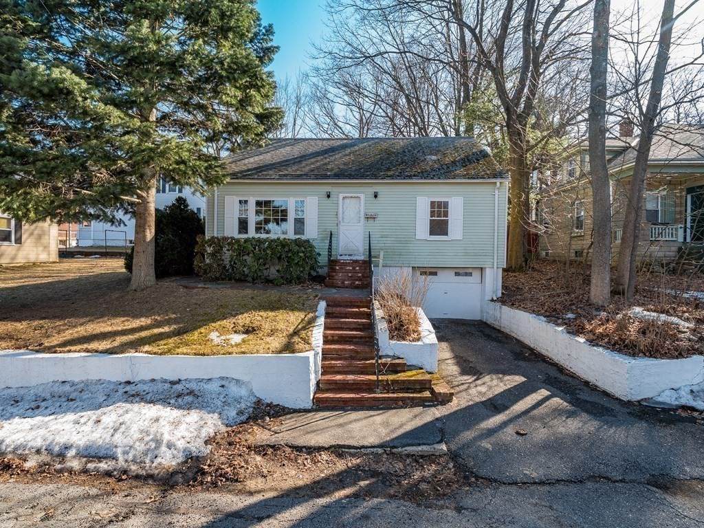 10 Bates Rd - Photo 1