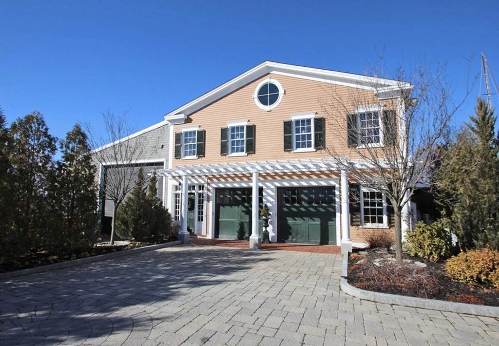 386 Merrimac - Photo 1