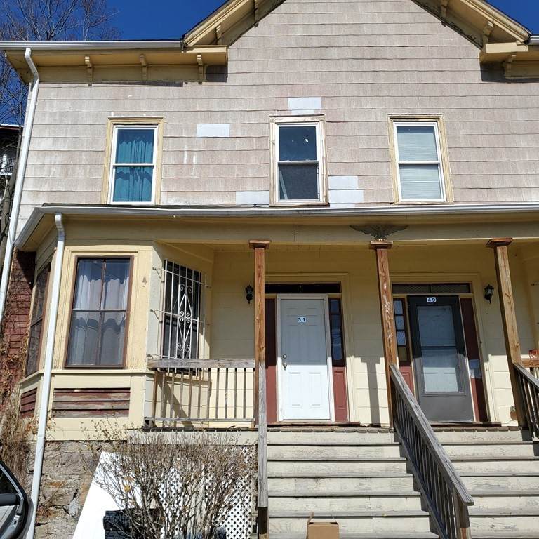 51 Rockland St - Photo 1
