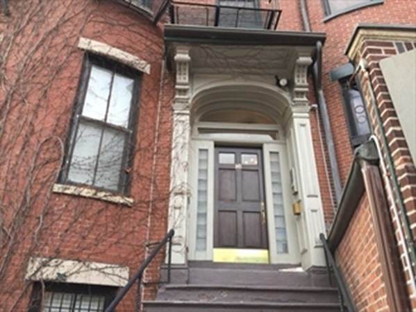 141 Arlington St - Photo 1