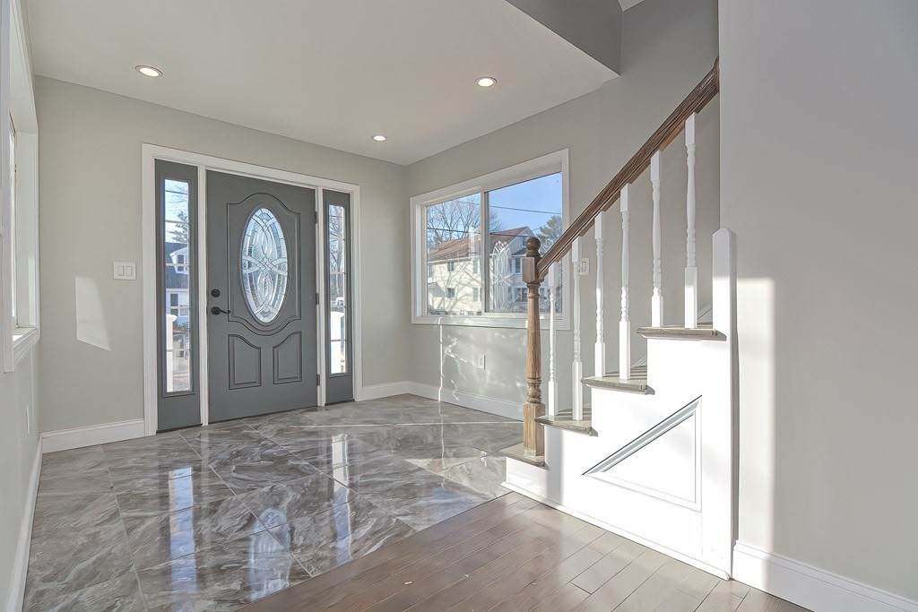11 Rockwell Ave - Photo 1