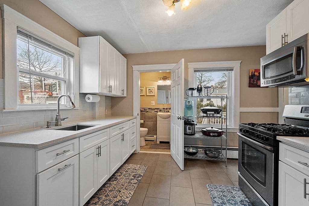 14 Geneva Ave - Photo 1