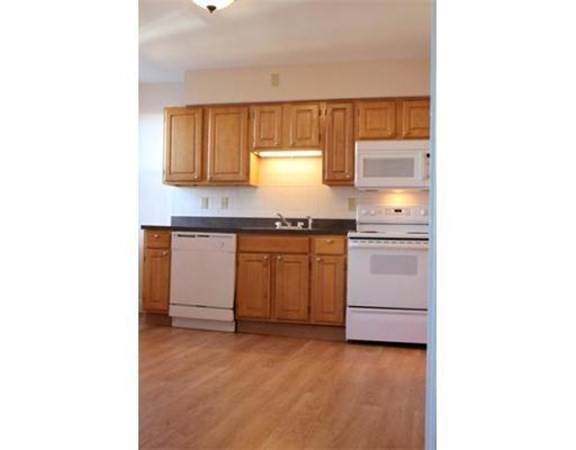 132 Emerson St - Photo 1