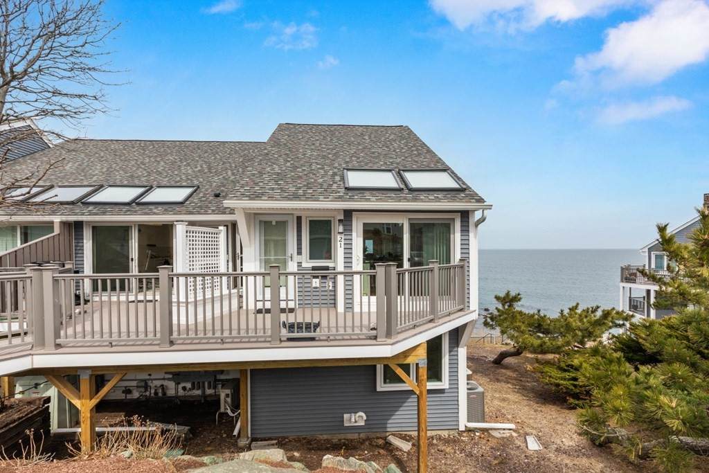 21 Oceanside Drive - Photo 1