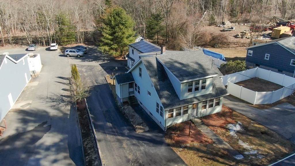 137 Westboro Rd - Photo 1