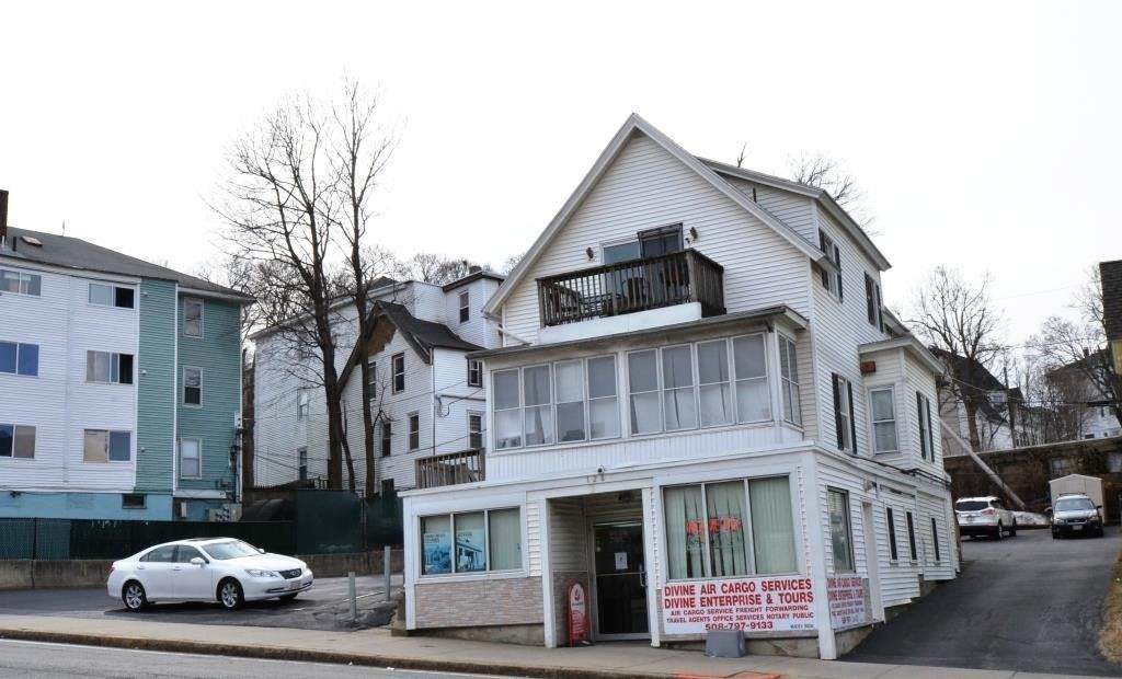 126 Belmont St - Photo 1