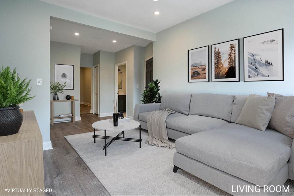 143 Addison St - Photo 1