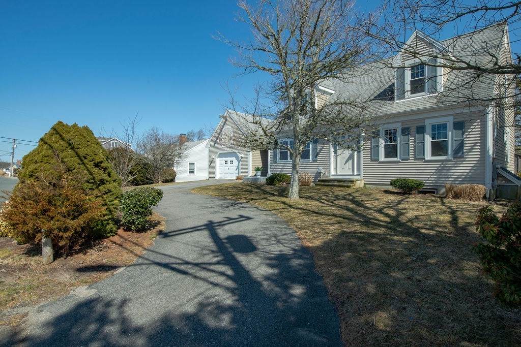 164 Pawkannawkut Dr - Photo 1
