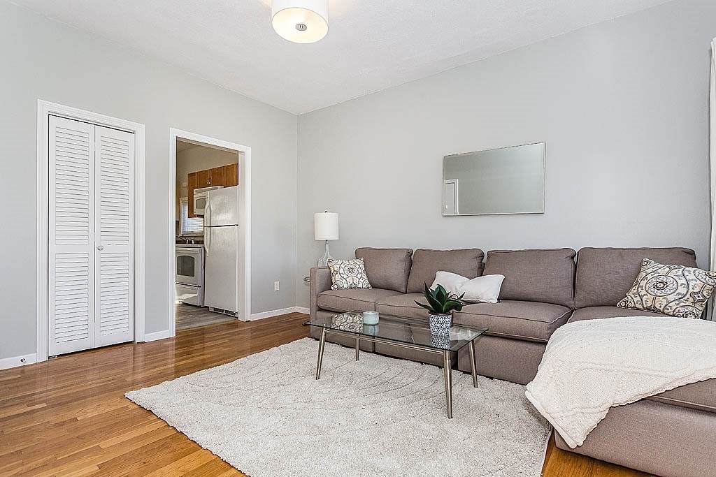 372 Bunker Hill Street - Photo 1