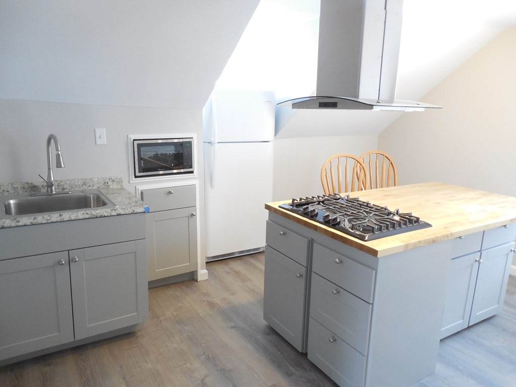 219 Pleasant Street - Photo 1