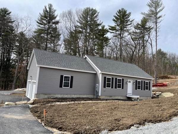 8 Pine Hill Way - Photo 1