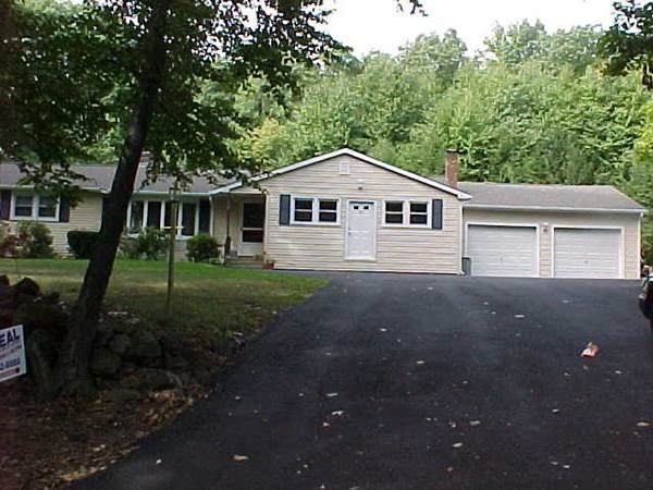 304 Walnut St - Photo 1