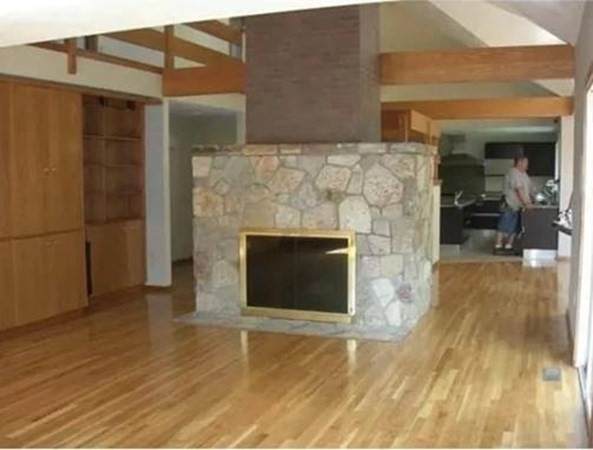 130 East Emerson - Photo 1