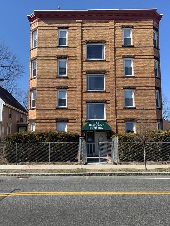 76 Bay Street - Photo 1