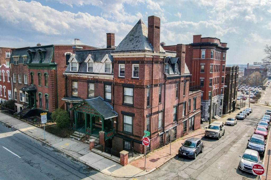 78 Maple St - Photo 1