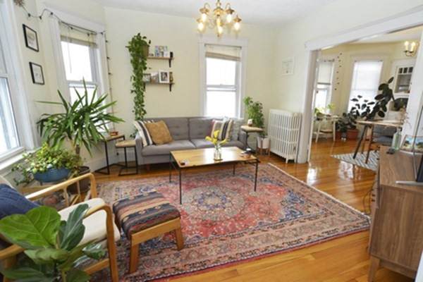 89 Rockview - Photo 1