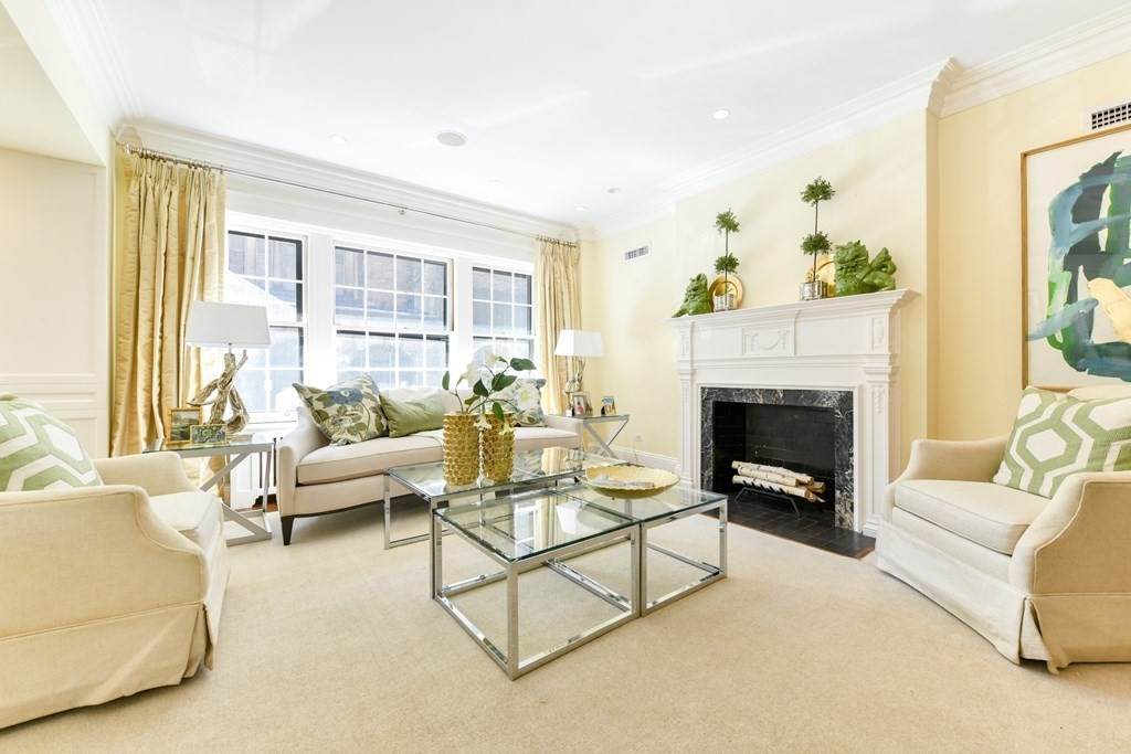 90 Commonwealth Avenue - Photo 1