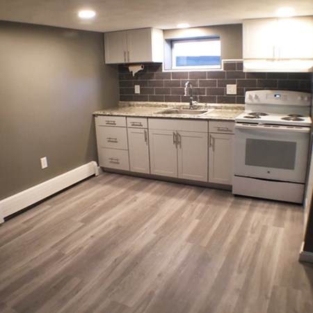 44 Newbury Street - Photo 1
