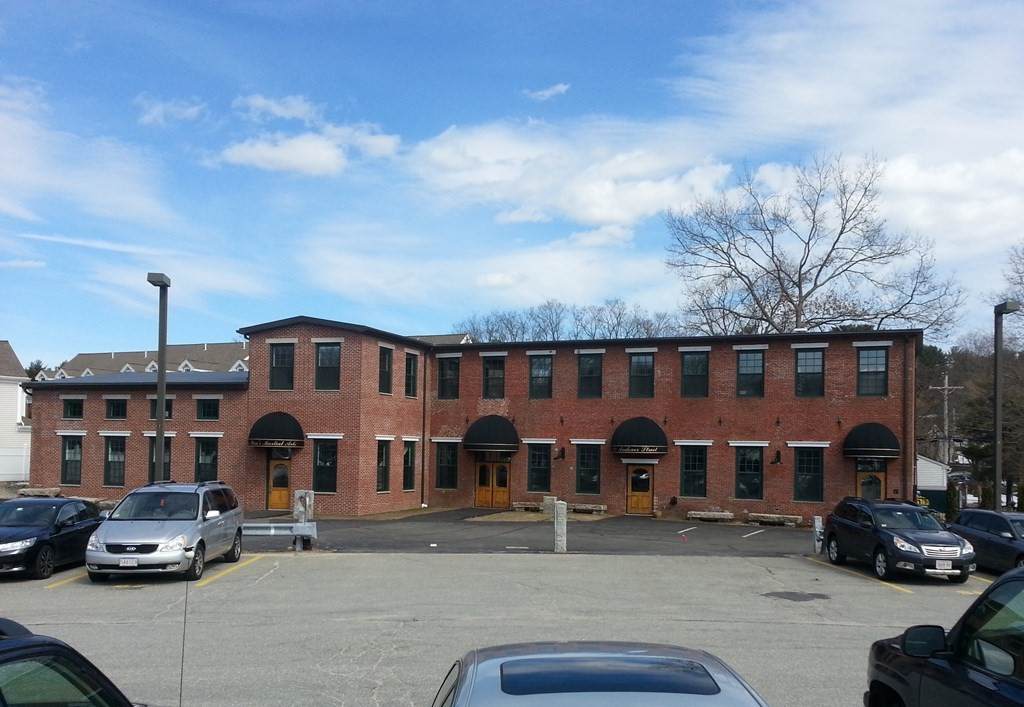 200 Andover - Photo 1