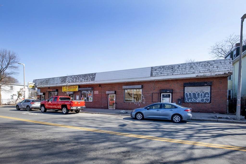 3512 Washington St - Photo 1
