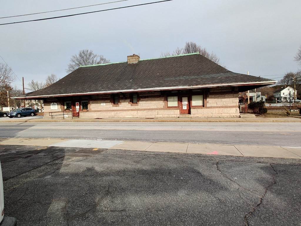 20 Homer Ave - Photo 1