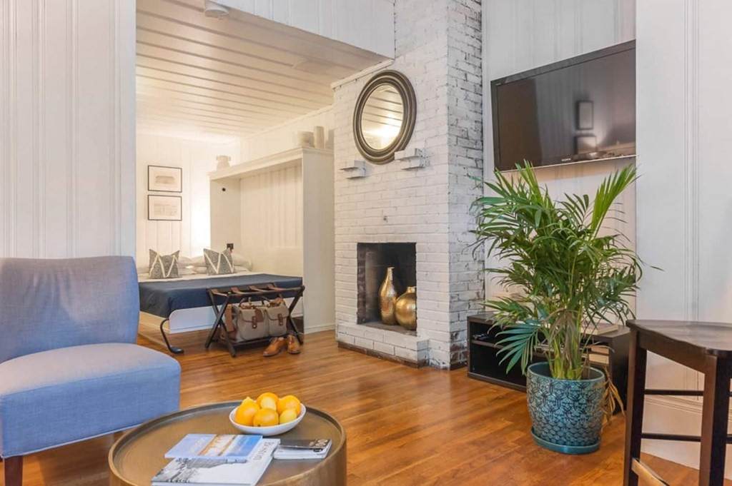 240 Marlborough St - Photo 1