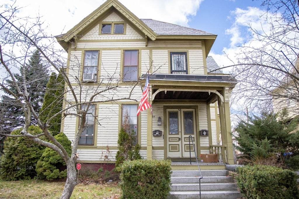 134 Buckingham St - Photo 1